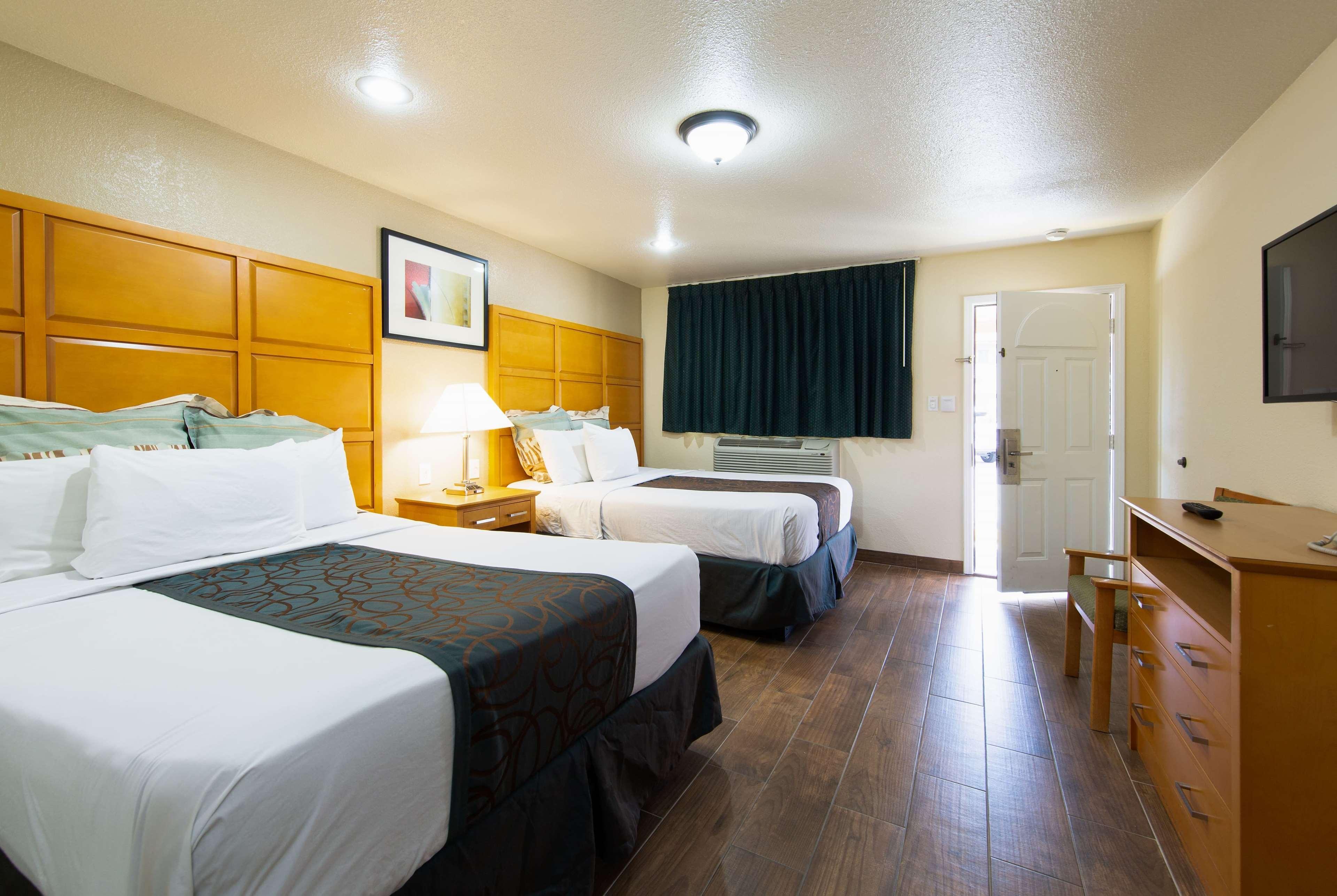 Yosemite Parkway Hotel Merced Kültér fotó