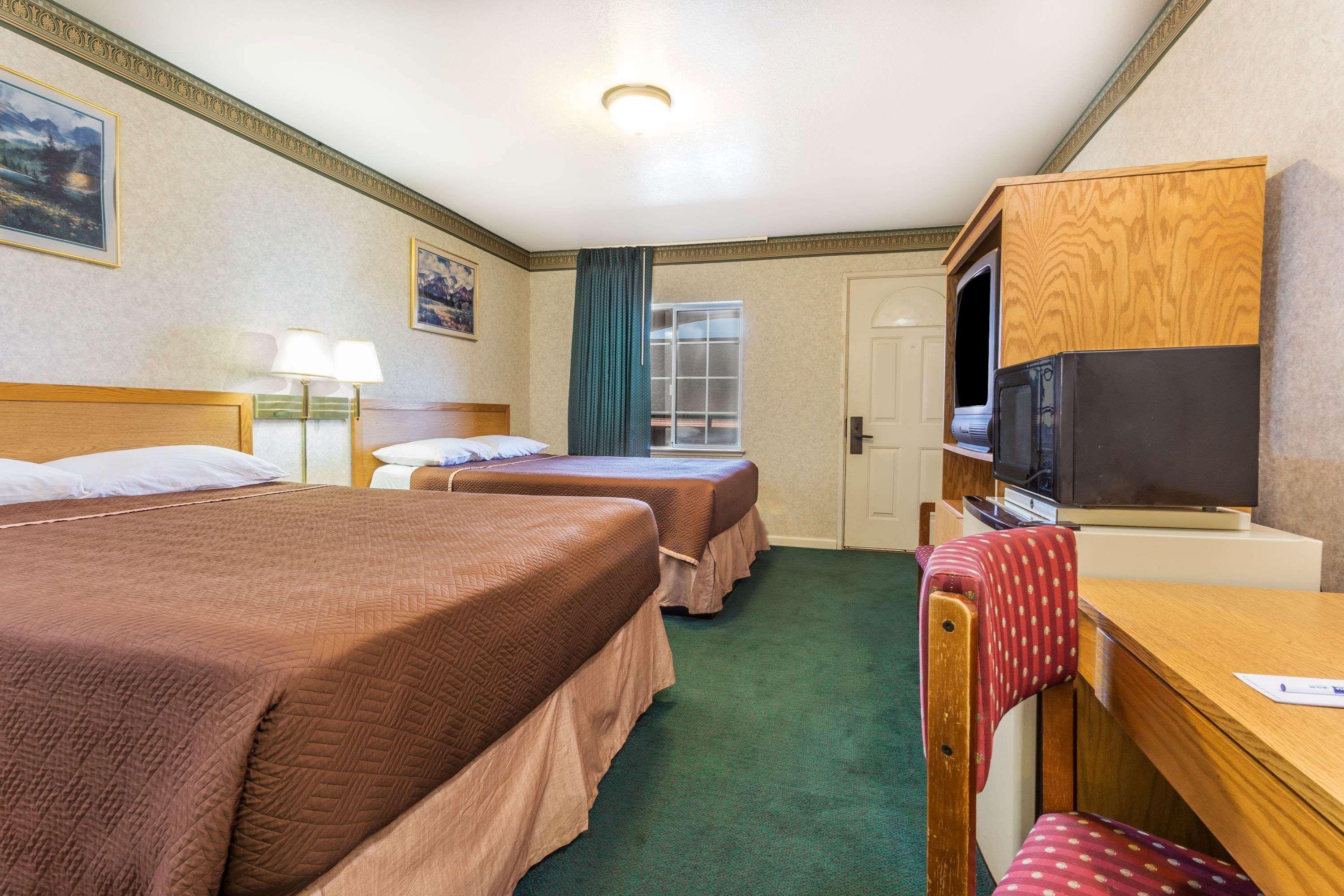 Yosemite Parkway Hotel Merced Kültér fotó