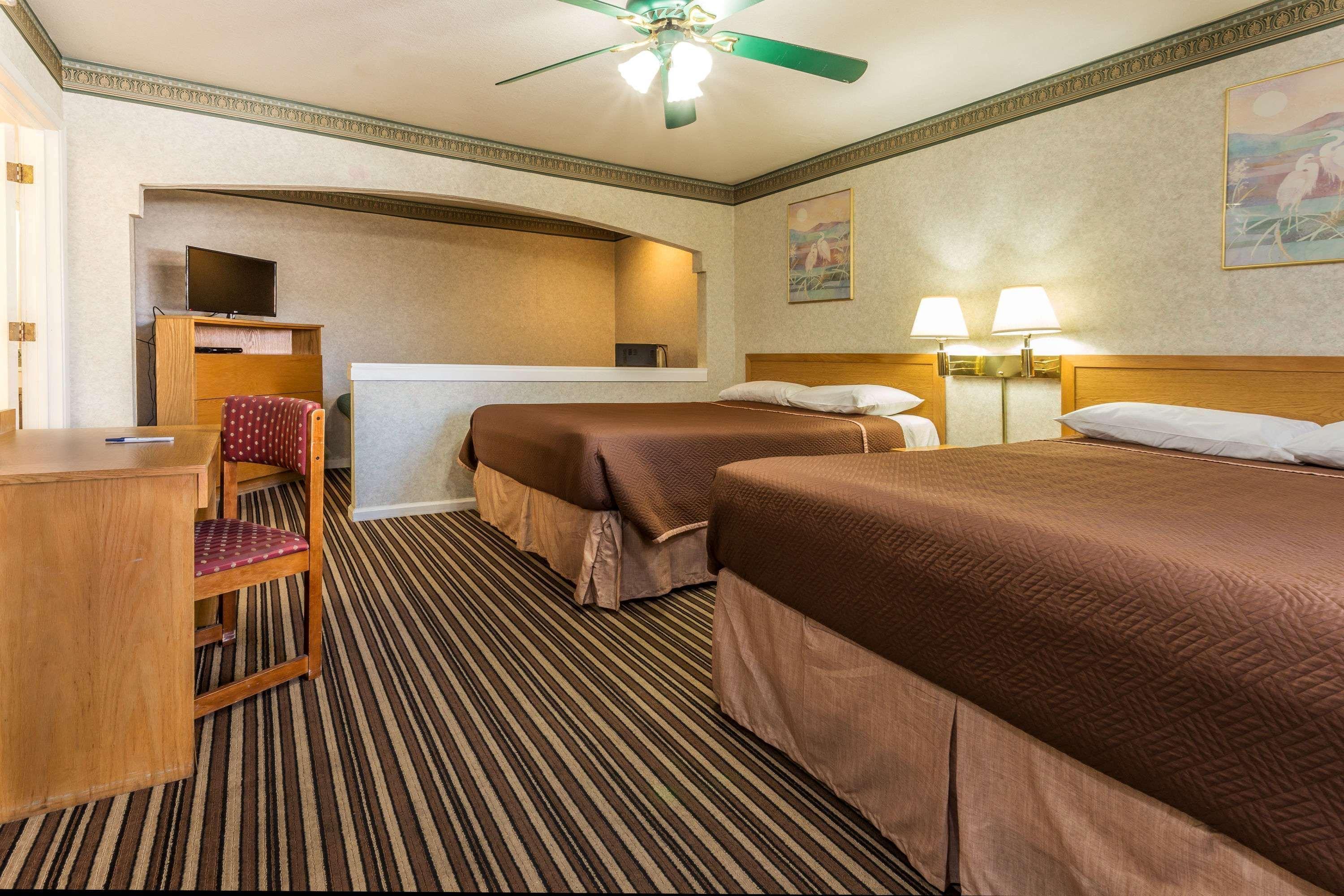 Yosemite Parkway Hotel Merced Kültér fotó